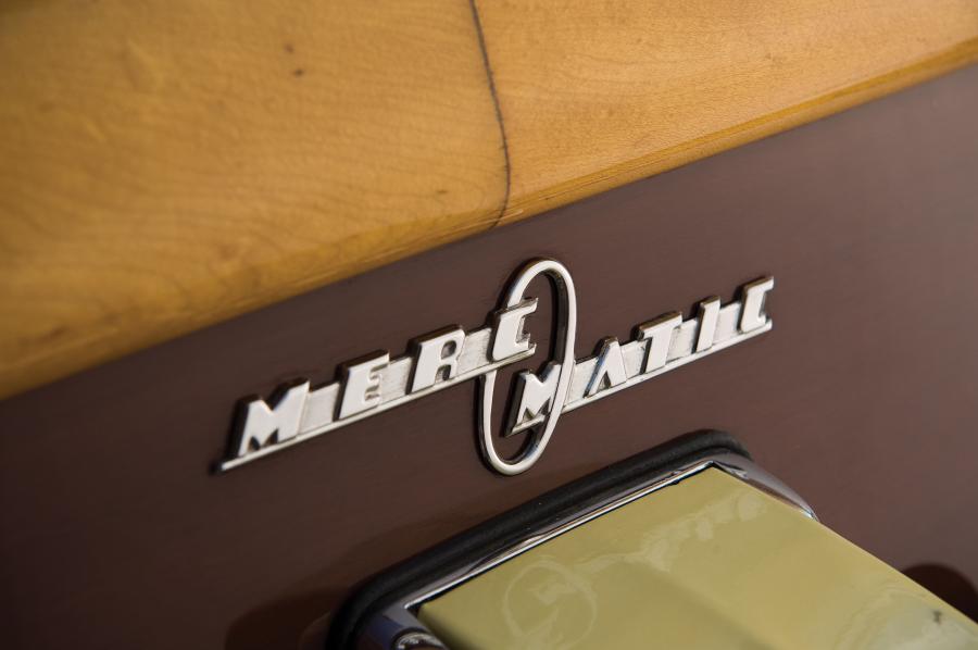  Mercury 8-Passenger Station Wagon 1952 года  (фото 3 из 9)